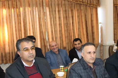 باحکم دکتر خنیفر رئیس دانشگاه فرهنگیان کشور دکتر حسن حکیما به عنوان سرپرست پردیس شهیدرجایی قزوین منصوب شد 9