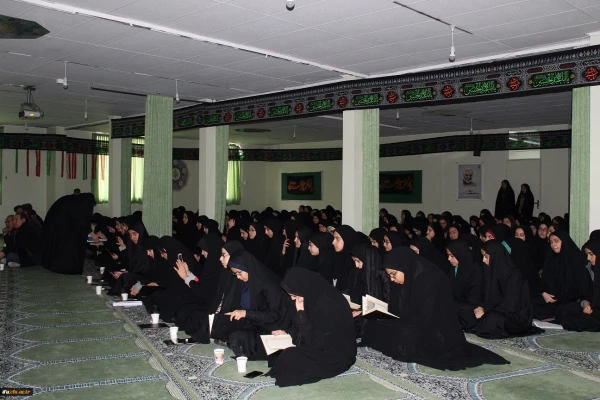 در کارهای جهادی و اخلاص می توانیم سردار شهید سلیمانی را به عنوان الگو انتخاب کنیم 3