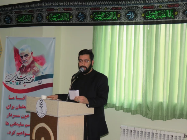 در کارهای جهادی و اخلاص می توانیم سردار شهید سلیمانی را به عنوان الگو انتخاب کنیم 6