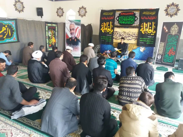 سردار سلیمانی مظهر حیات طیبه بود
 2