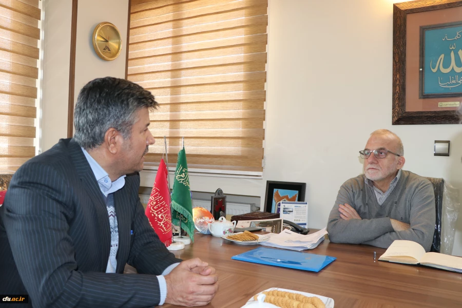 نشست رئیس دانشگاه فرهنگیان استان اصفهان با نمایندگان 