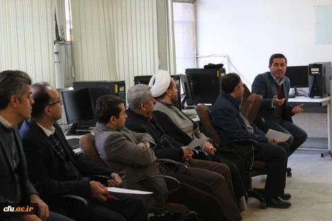 کارگاه نحوه اجرای دروس رسمی الکترونیکی استادان دانشگاه فرهنگیان استان قزوین 4