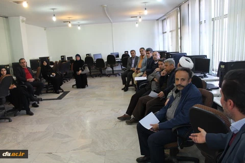 کارگاه نحوه اجرای دروس رسمی الکترونیکی استادان دانشگاه فرهنگیان استان قزوین 5