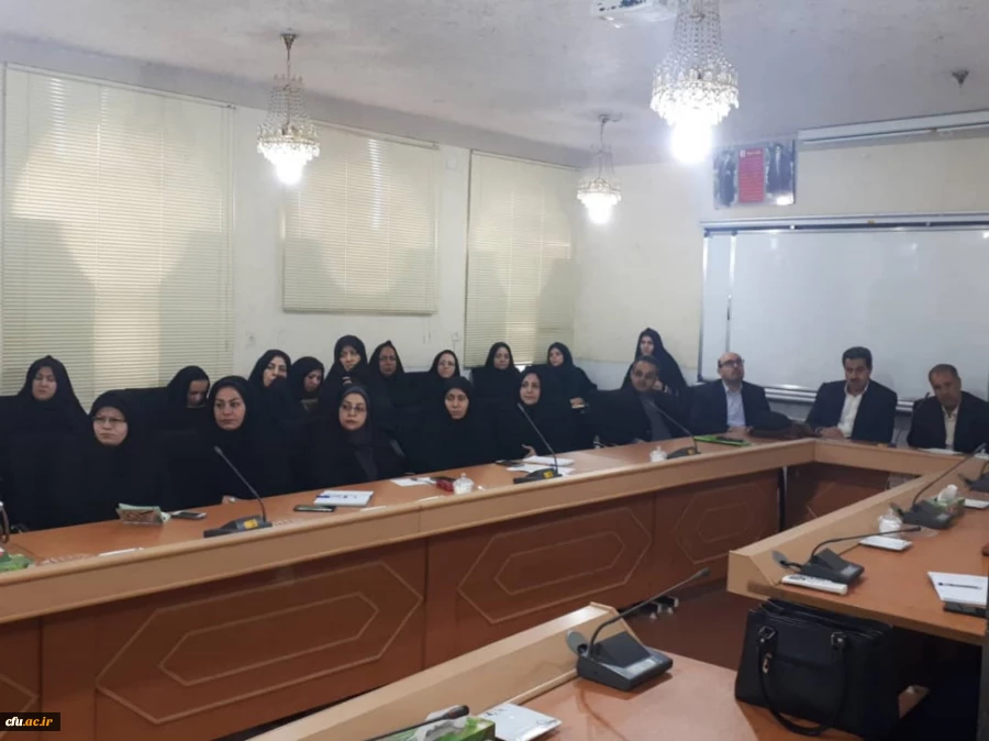 جلسه توجیهی عوامل مصاحبه پذیرفته شدگان آزمون استخدامی آموزش و پرورش 4