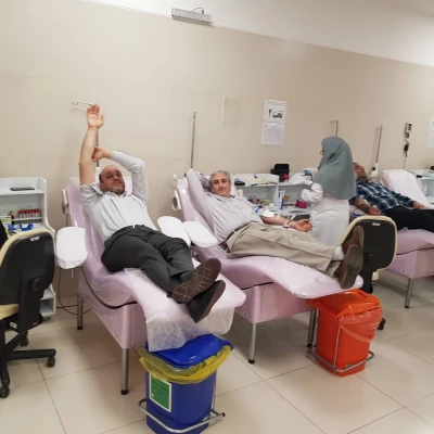 اهداء خون همکاران سازمان مرکزی به سیل زدگان استان سیستان و بلوچستان 4