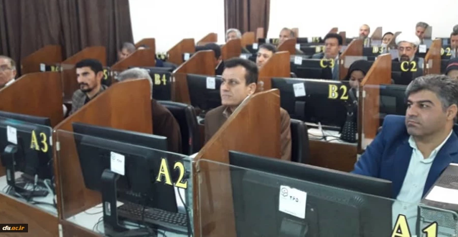 کارگاه نحوه اجرای دروس رسمی الکترونیکی اساتید دانشگاه فرهنگیان استان خوزستان 