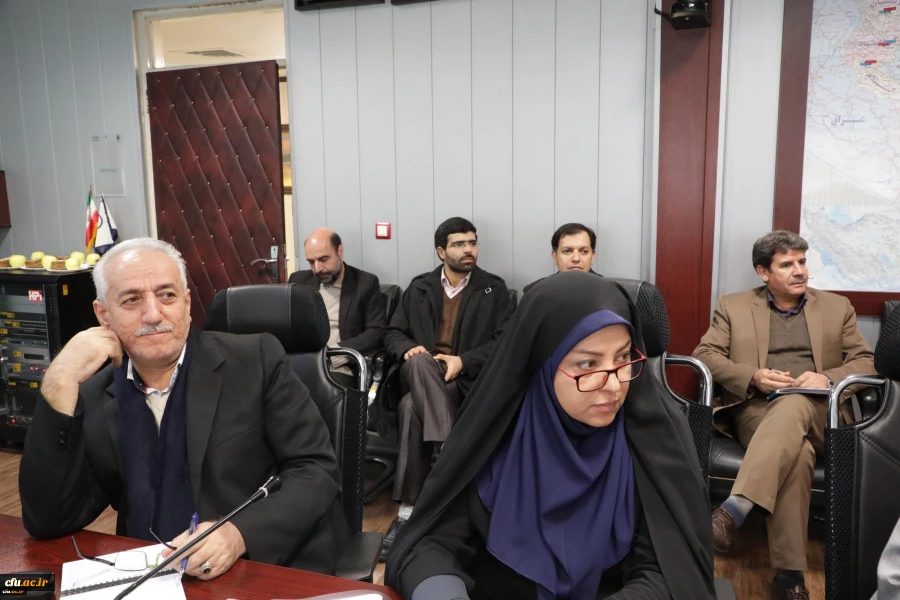 طرح «احداث زمین های ورزشی ماسه ای» در بیست و هشتمین نشست شورای دانشگاه مطرح و تصویب شد 4