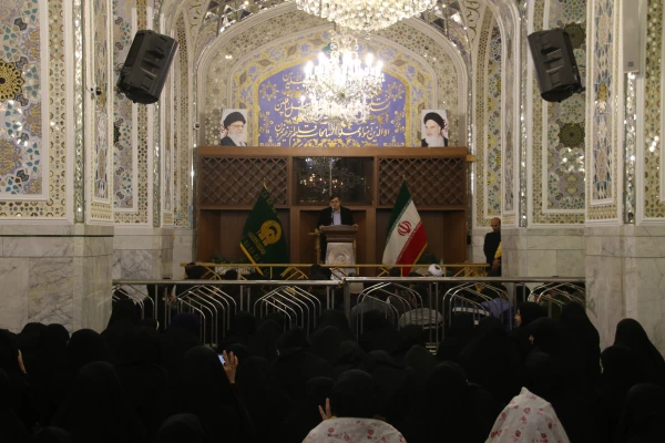 معلمی کار اتفاق نیست کار توفیق است