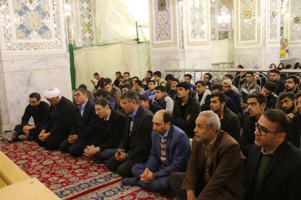 معلمی کار اتفاق نیست کار توفیق است