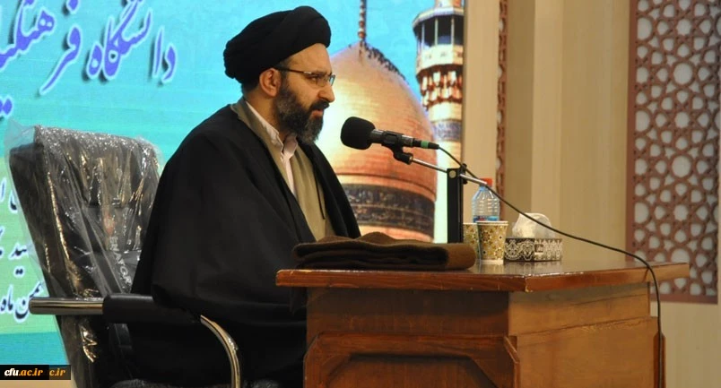 سرپرستان الگوهای دانشجویان هستند
 2