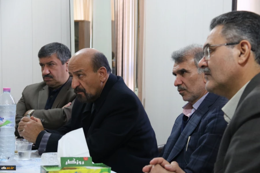 سومین جلسه هیئت مدیره بنیاد خیرین حامی دانشگاه فرهنگیان استان یزد 5