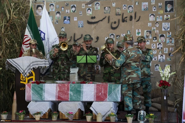 مراسم استقبال از پیکر مطهر شهید گمنام دفاع مقدس در پردیس امام خمینی (ره)گرگان
 2