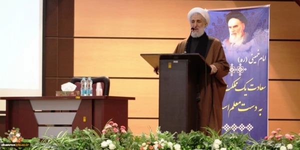 مهم ترین و حیاتی ترین مسئله در مفهوم حیات طیبه، ذکر و یاد خداست 3