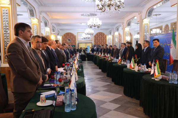 کسر 45 درصد از حقوق دانشجومعلمان از موارد قانونی است که از گذشته در تربیت معلم بوده و اکنون نیز انجام می شود 30