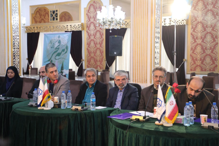 کسر 45 درصد از حقوق دانشجومعلمان از موارد قانونی است که از گذشته در تربیت معلم بوده و اکنون نیز انجام می شود 34