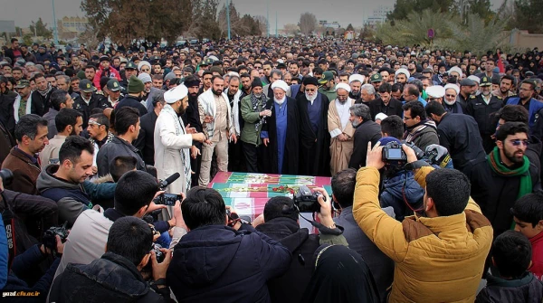تشییع و تدفین شهید گمنام در دانشگاه فرهنگیان یزد 9