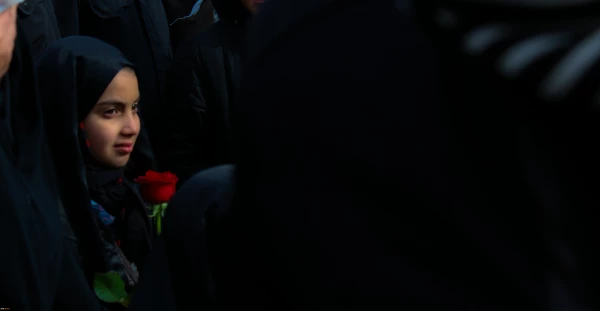 حضور مشاور ریاست دانشگاه و مدیر کل امور شاهد و ایثارگران دانشگاه فرهنگیان در مراسم تشییع و تدفین شهید گمنام در دانشگاه فرهنگیان یزد 7