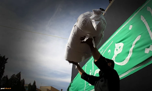 حضور مشاور ریاست دانشگاه و مدیر کل امور شاهد و ایثارگران دانشگاه فرهنگیان در مراسم تشییع و تدفین شهید گمنام در دانشگاه فرهنگیان یزد 8