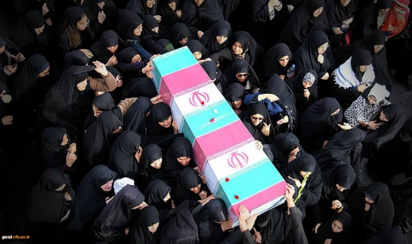 حضور مشاور ریاست دانشگاه و مدیر کل امور شاهد و ایثارگران دانشگاه فرهنگیان در مراسم تشییع و تدفین شهید گمنام در دانشگاه فرهنگیان یزد 16