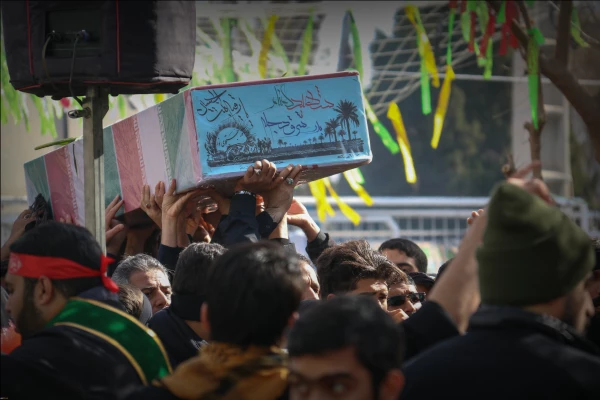 حضور مشاور ریاست دانشگاه و مدیر کل امور شاهد و ایثارگران دانشگاه فرهنگیان در مراسم تشییع و تدفین شهید گمنام در دانشگاه فرهنگیان یزد 20