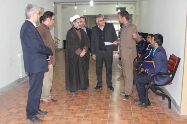 بازدید رئیس دانشگاه فرهنگیان کرمان از فرآیند مصاحبه آزمون استخدام پیمانی آموزش و پرورش – بهمن ماه 98 2
