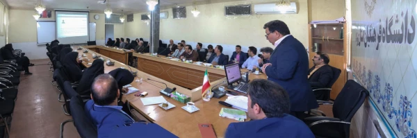 نشست علمی تخصصی با موضوع آسیب شناسی مکاتبات اداری دانشگاه فرهنگیان 4