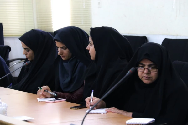 نشست علمی تخصصی با موضوع آسیب شناسی مکاتبات اداری دانشگاه فرهنگیان 7