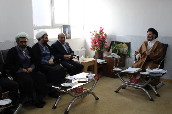 هدف نهایی  انقلاب تربیت جوانان انقلابی، با تدبیر و با بصیرت است و دانشگاه فرهنگیان نقش بسزایی در تربیت این جوانان دارد. 3