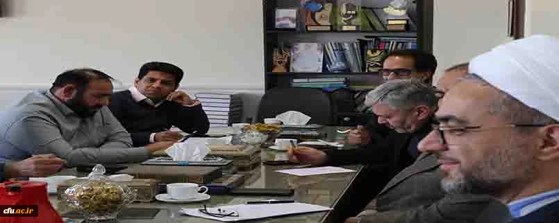 گزارش و اهم مسائل مختلف را در همه حوزه های دانشگاه از اجلاس کشوری مدیران استانی را برای شورا تشریح و پیگیری مدیران را در تمامی عرصه ها خواستار شد 4