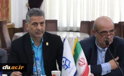 گردآوری اطلاعات و آثار به جا مانده از شهدا با کمک دانشجویان کانون های ایثار با راهنمایی اساتید 2