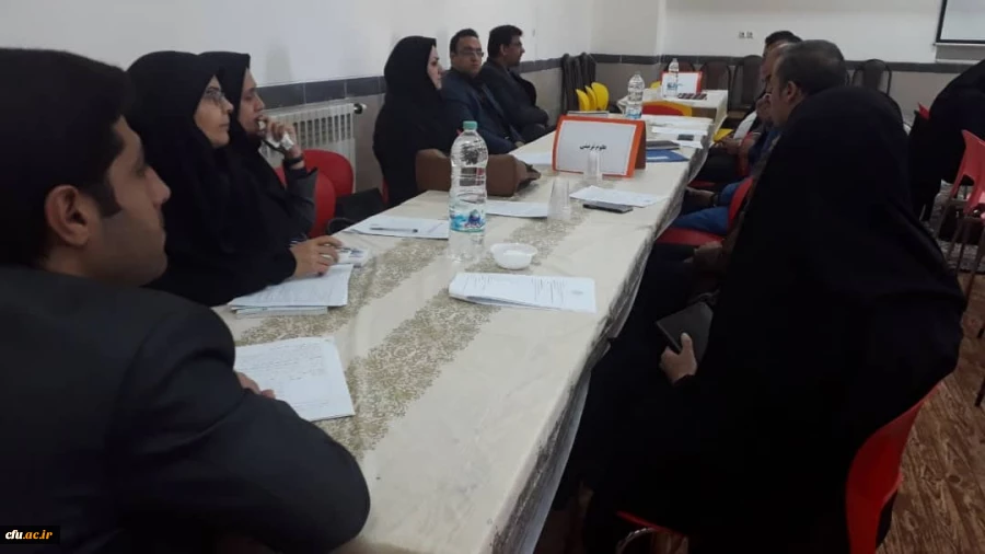 نشست و هم اندیشی اساتید دارای دروس مشترک 8