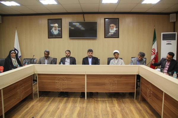 کارگاه نقش اجتماعی دانشگاه ها ویژه اساتید و کارکنان دانشگاه فرهنگیان هرمزگان 7