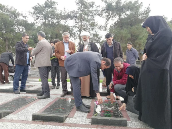 تجدید میثاق کارکنان دانشگاه فرهنگیان گلستان با آرمان های شهدا 8