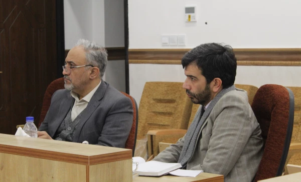 محور تحول بنیادین منابع انسانی است  5