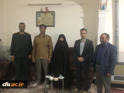 دیدار مدیر امور پردیس های استان یزد با خانواده چهار شهید دوران دفاع مقدس 5