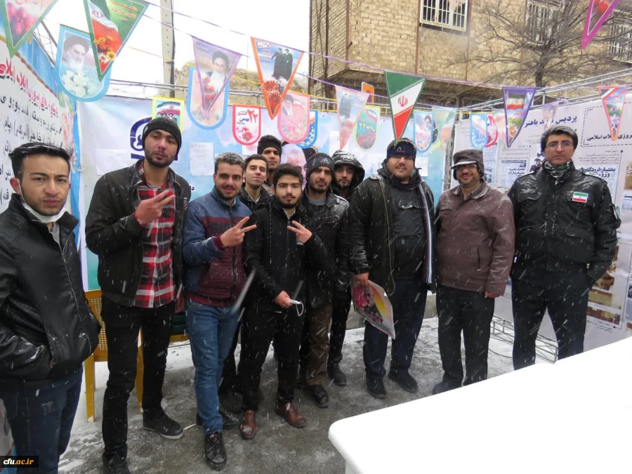 حضور دانشگاهیان دانشگاه فرهنگیان استان مرکزی در راهپیمایی ۲۲ بهمن
 5
