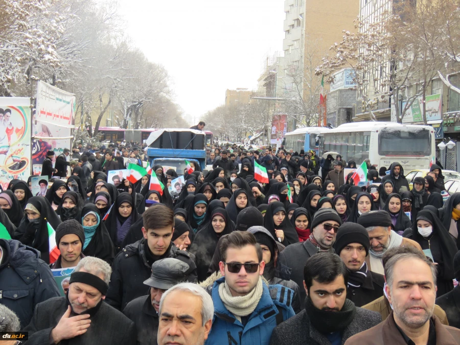 حضور اساتید, کارکنان و دانشجو معلمان در راهپیمایی ۲۲ بهمن ماه 11
