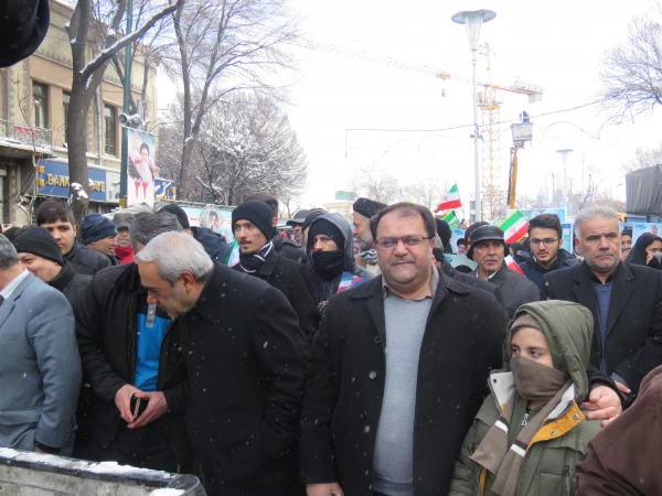 حضور اساتید, کارکنان و دانشجو معلمان در راهپیمایی ۲۲ بهمن ماه 9