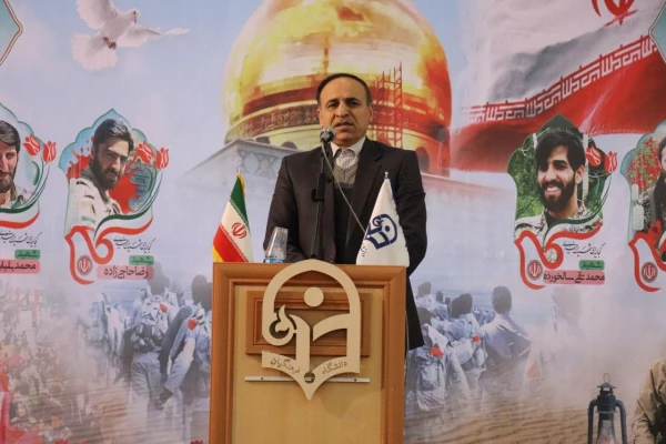 مراسم بزرگداشت اربعین شهادت سردار سرافراز اسلام شهید سپهبد حاج قاسم سلیمانی و بزرگداشت چهل و یکمین سالگرد پیروزی انقلاب اسلامی با سخنرانی حجت الاسلام و المسلمین سید هاشم الحیدری از رهبران جبهه مقاومت در ساری برگزار شد. 4