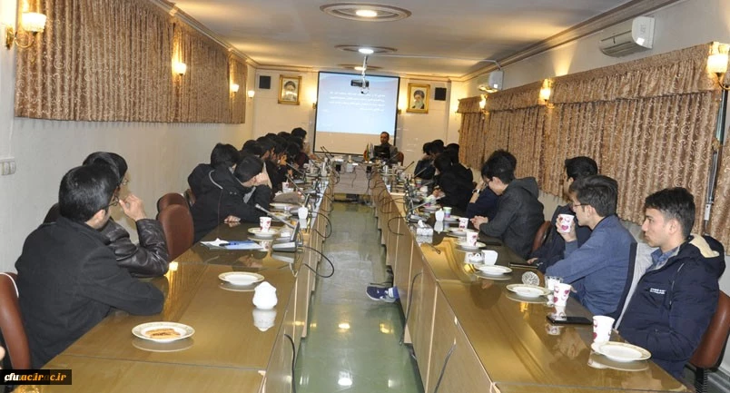 کارگاه آموزشی کارآفرینی در رشته های زیست شناسی و شیمی