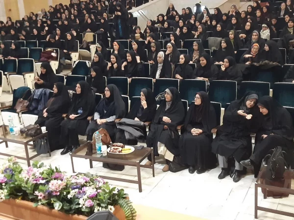 برگزاری مراسم جشن روز زن و ازدواج دانشجویی در دانشگاه فرهنگیان استان مرکزی
 3