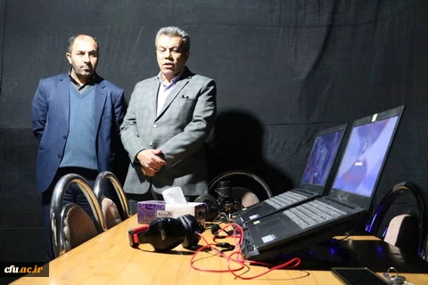 باحضور مسئولین دانشگاه فرهنگیان استان قزوین استودیوی ضبط پادکست درپردیس شهیدرجایی قزوین افتتاح ومورد بهره برداری قرارگرفت. 3