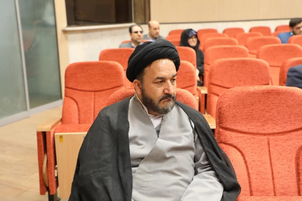 دکتر خنیفر 17