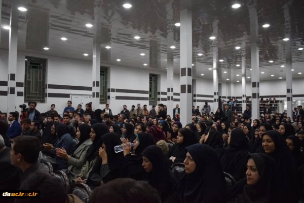 جلسه مناظره بین نامزدهای انتخابات یازدهمین دوره مجلس شورای اسلامی در دانشگاه فرهنگیان استان ایلام برگزار گردید