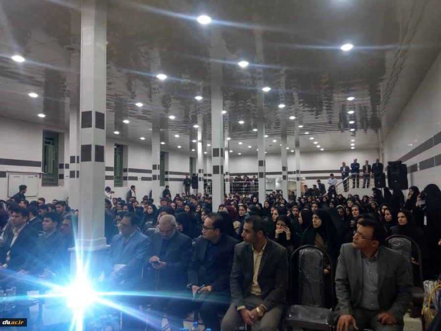 جلسه مناظره بین نامزدهای انتخابات یازدهمین دوره مجلس شورای اسلامی در دانشگاه فرهنگیان ایلام