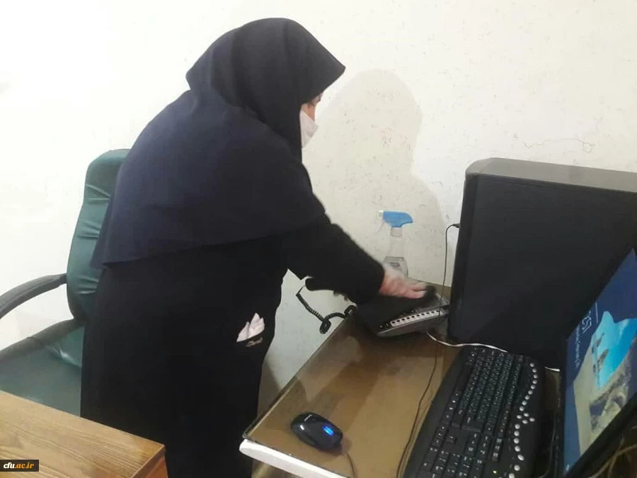 خوابگاه ها و فضاهای دانشگاه فرهنگیان استان لرستان ضدعفونی شد 5