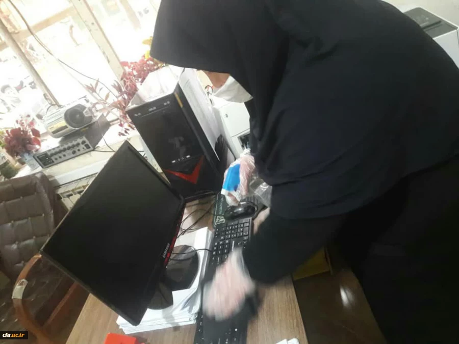 خوابگاه ها و فضاهای دانشگاه فرهنگیان استان لرستان ضدعفونی شد 6