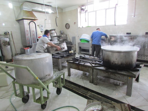 خوابگاه ها و فضاهای پردیس های دانشگاه فرهنگیان استان مرکزی پاکسازی و ضدعفونی شد
 9