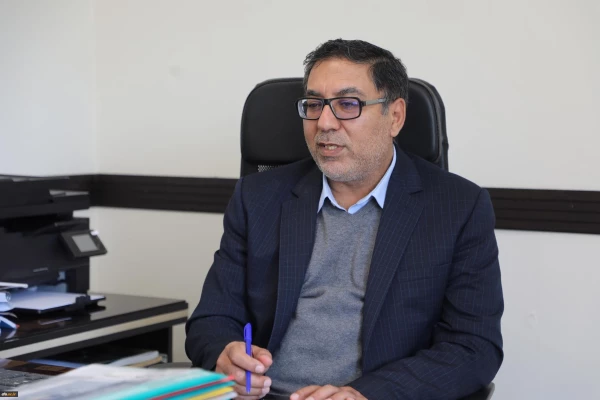 سخنگوی ستاد پیشگیری از بیماری کرونا در مصاحبه با روابط عمومی دانشگاه به تشریح اهداف، برنامه ها، چگونگی پیشگیری و کنترل بیماری کرونا پرداخت 2