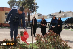 برگزاری مراسم روز درختکاری در دانشگاه فرهنگیان استان اصفهان